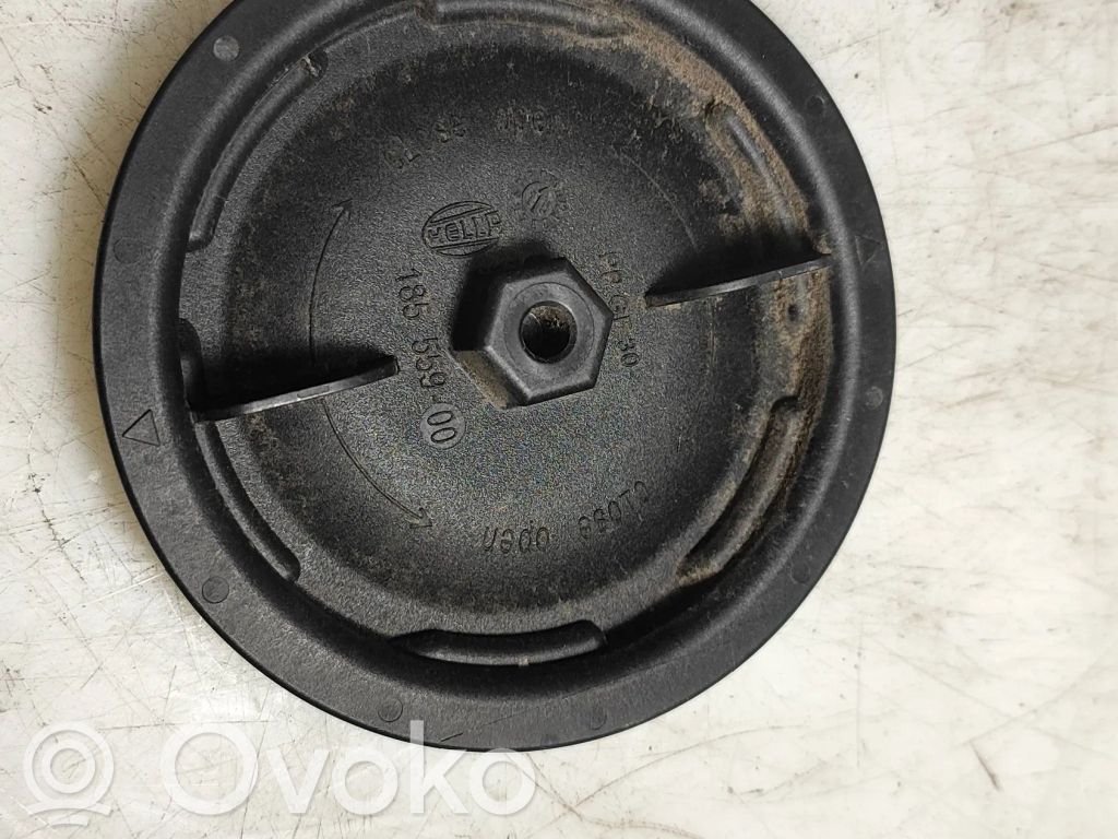 Opel Vivaro Cache-poussière de phare avant 