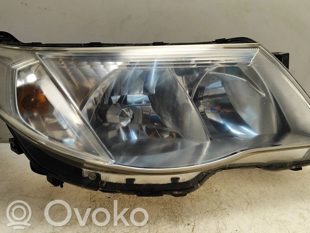 Subaru Forester SH Headlight/headlamp 