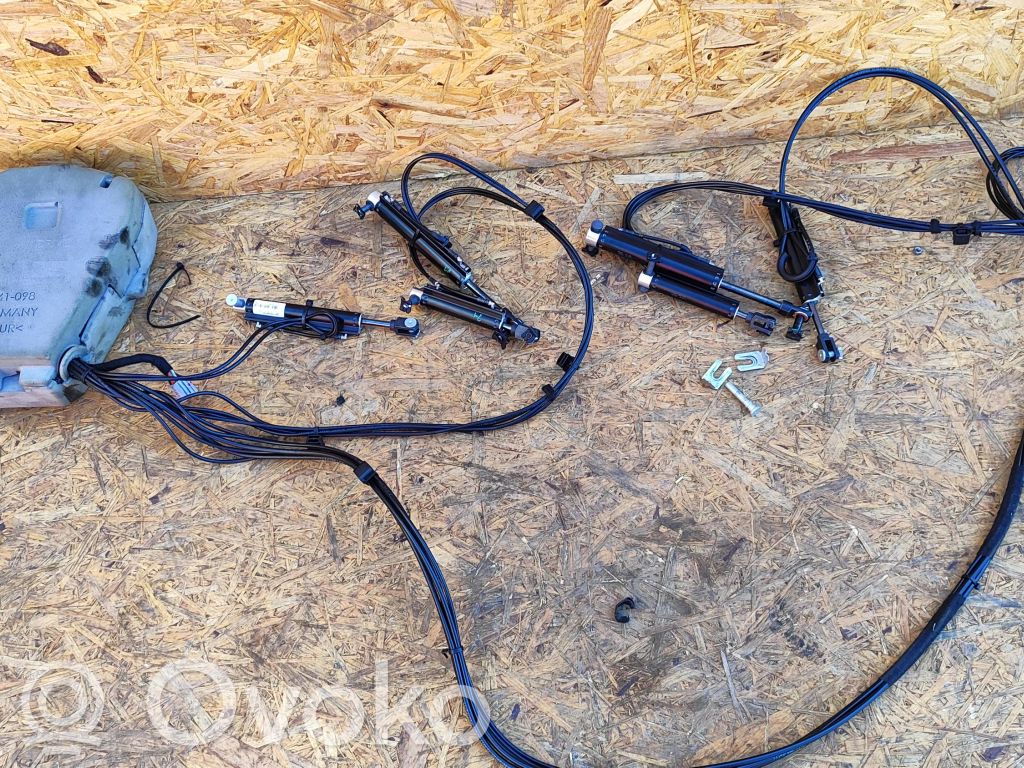 Opel Cascada Avattavan katon dynaaminen pääsylinteri 
