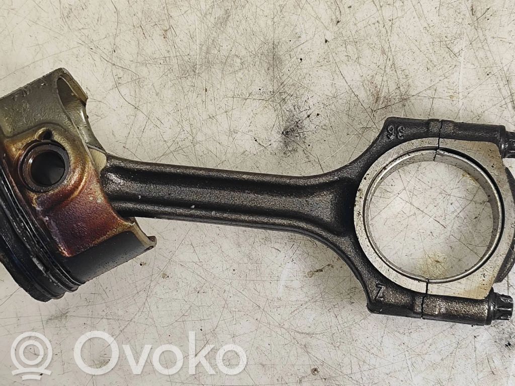 Opel Cascada Piston cu bielă 