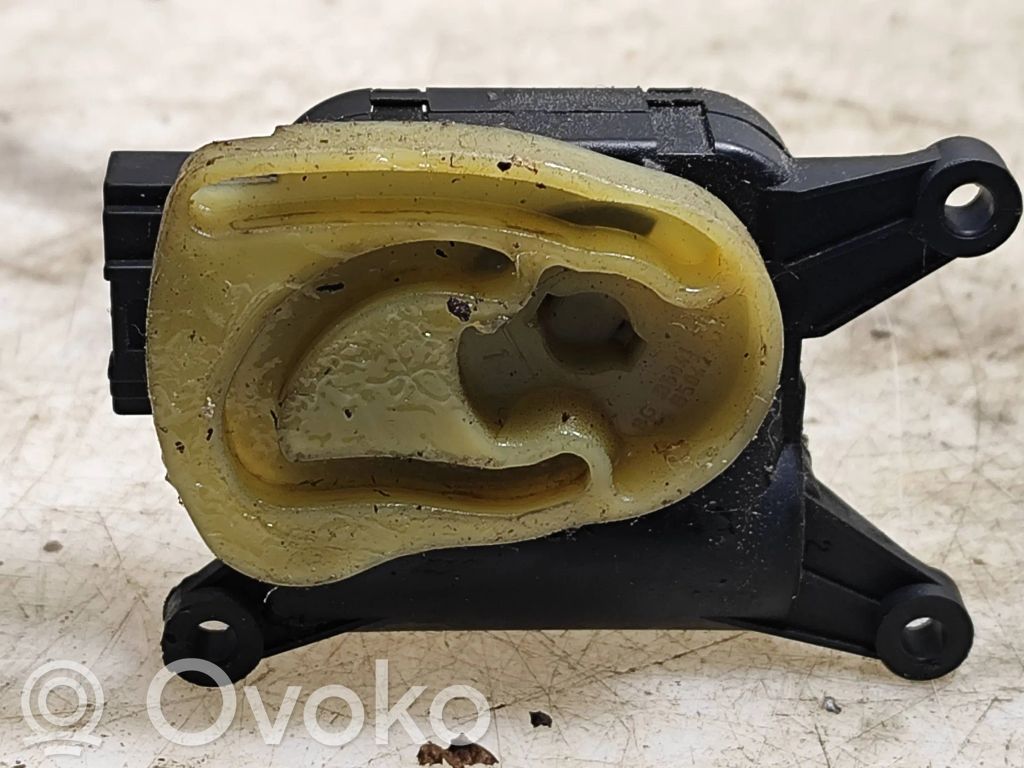Volkswagen Polo IV 9N3 Air flap motor/actuator 