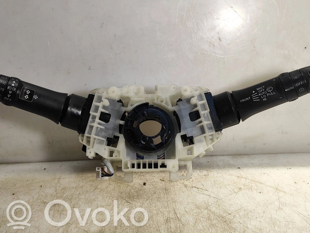 Mitsubishi Outlander Commodo, commande essuie-glace/phare 