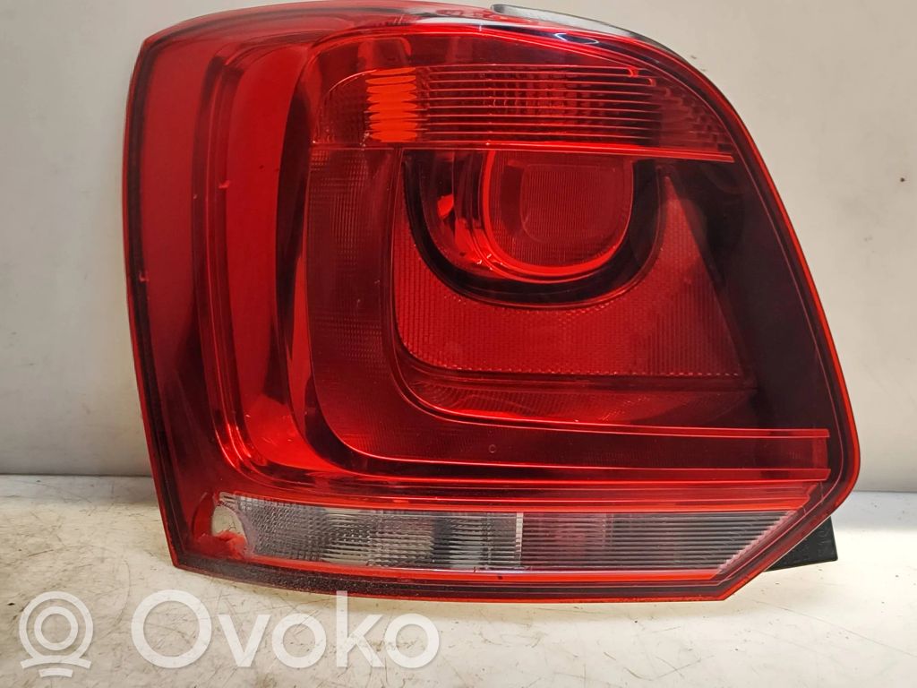 Volkswagen Polo V 6R Lampa tylna 
