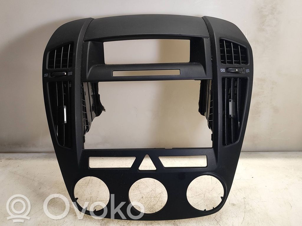 KIA Ceed Panelės apdailos skydas (centrinis) 