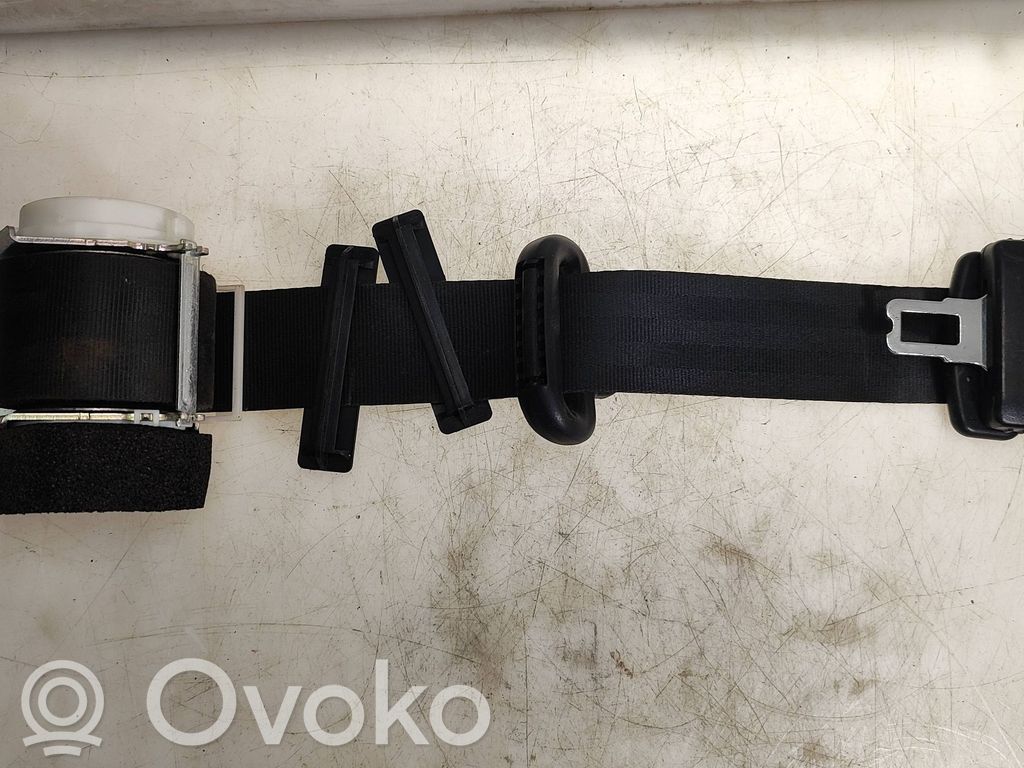 Katossa sijaitseva turvavyö   A611B68E