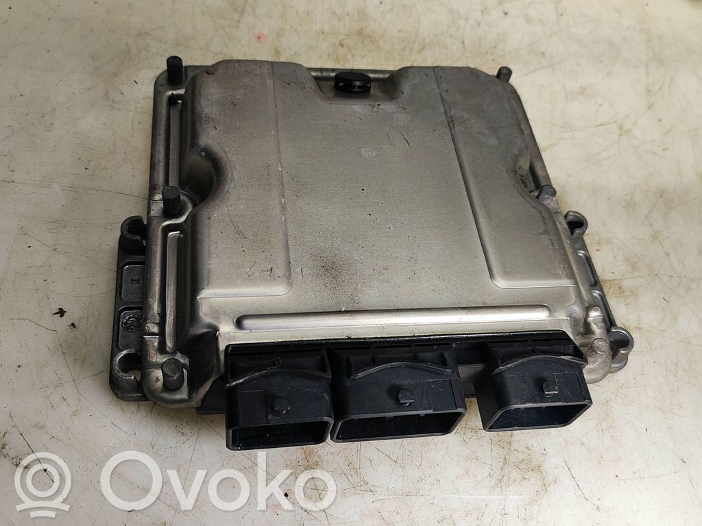 Peugeot 607 Engine control unit/module 