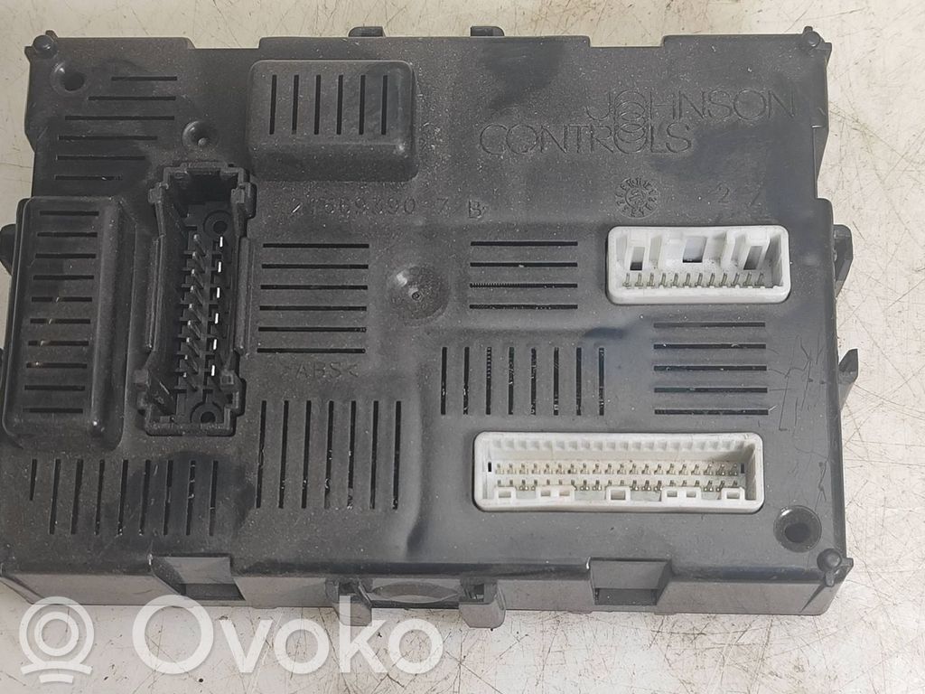 Nissan Micra Comfort/convenience module 