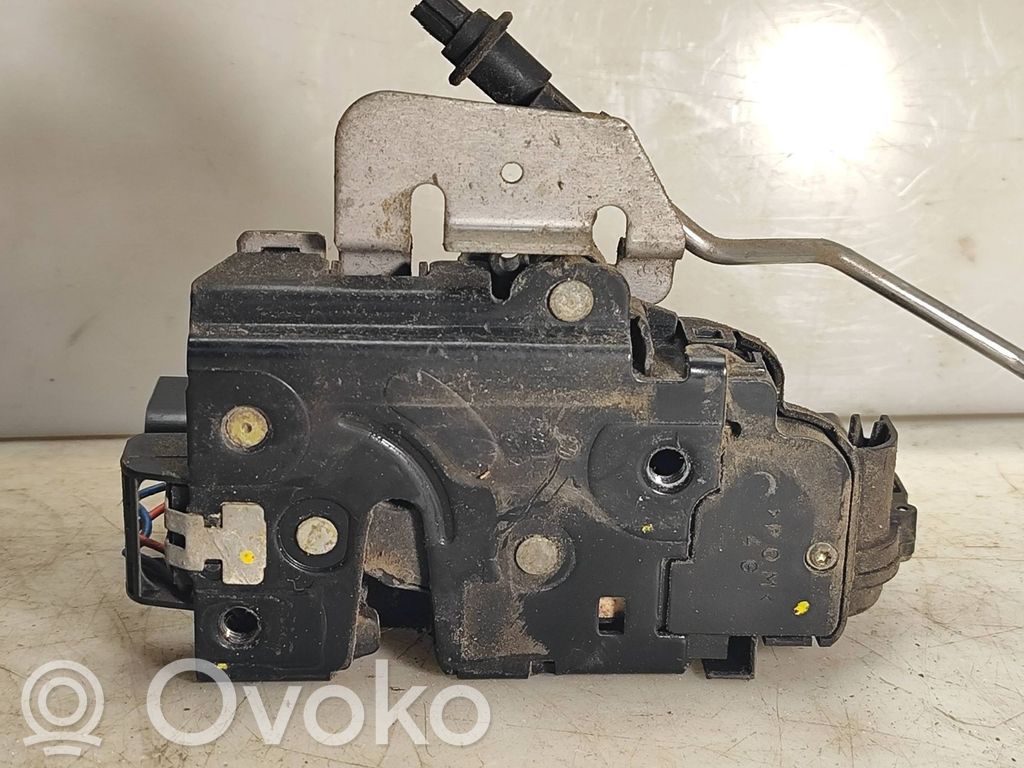 Audi A2 Front door lock 