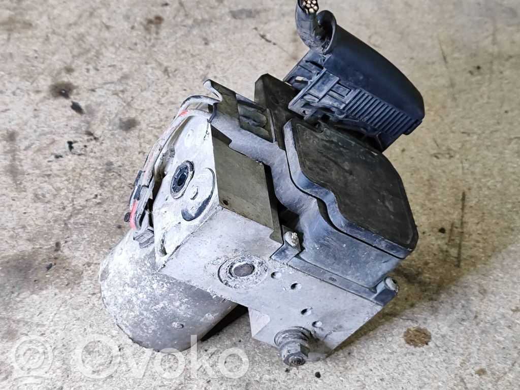 Peugeot 607 ABS Pump 