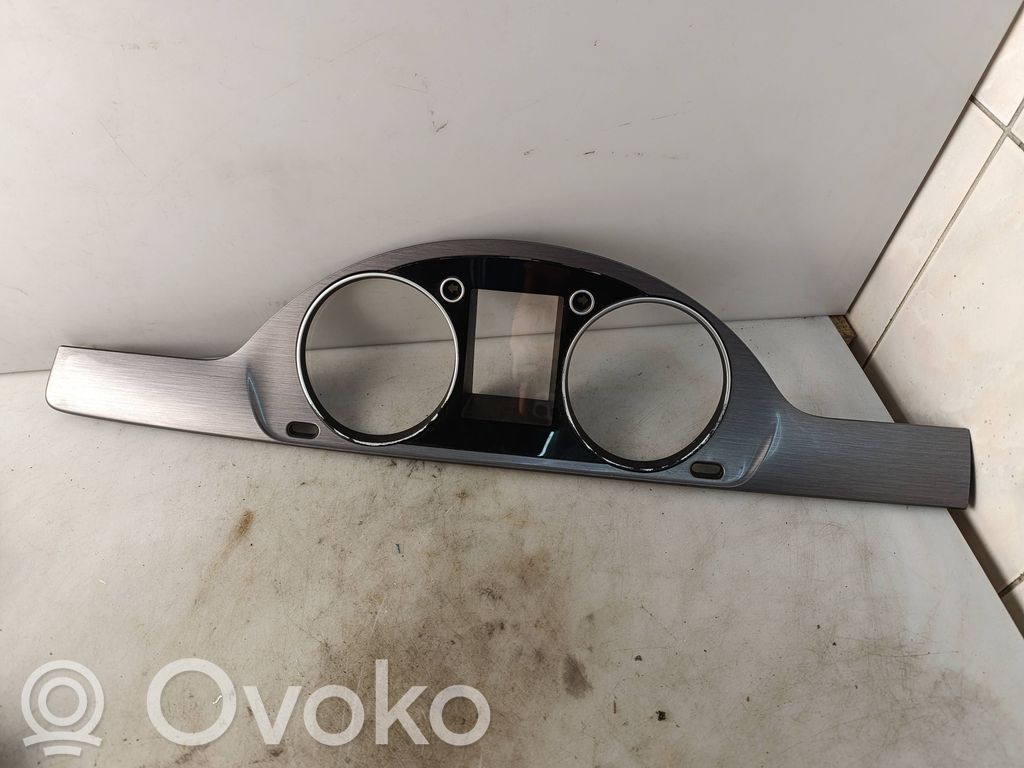 Volkswagen PASSAT B7 Dashboard trim 
