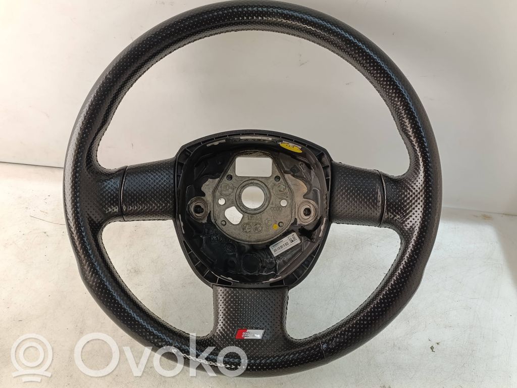 Audi A4 S4 B7 8E 8H Ohjauspyörä 
