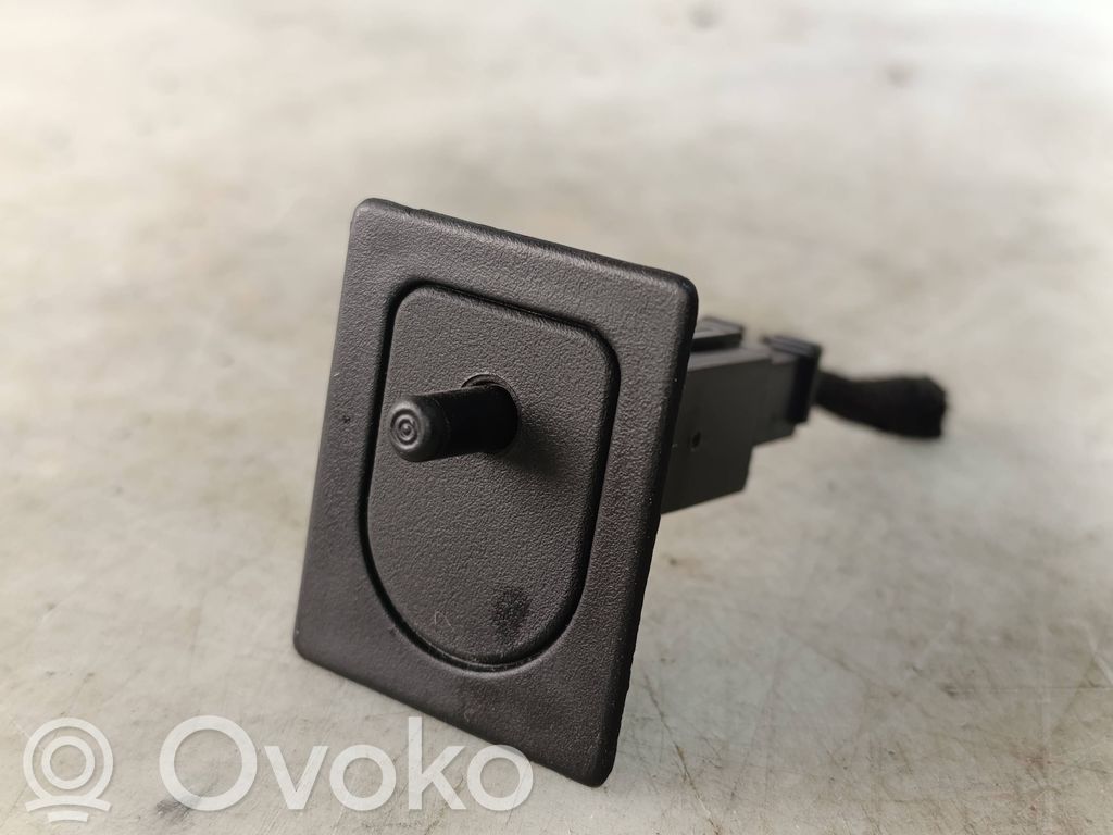 Dodge Journey Glove box light 