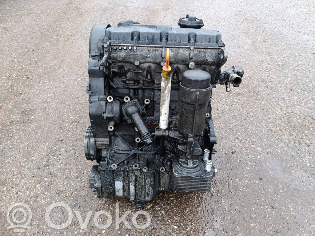 Volkswagen PASSAT B5.5 Moottori 