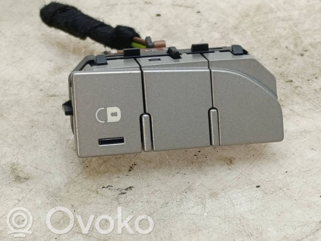 Central locking switch button   96637757CL