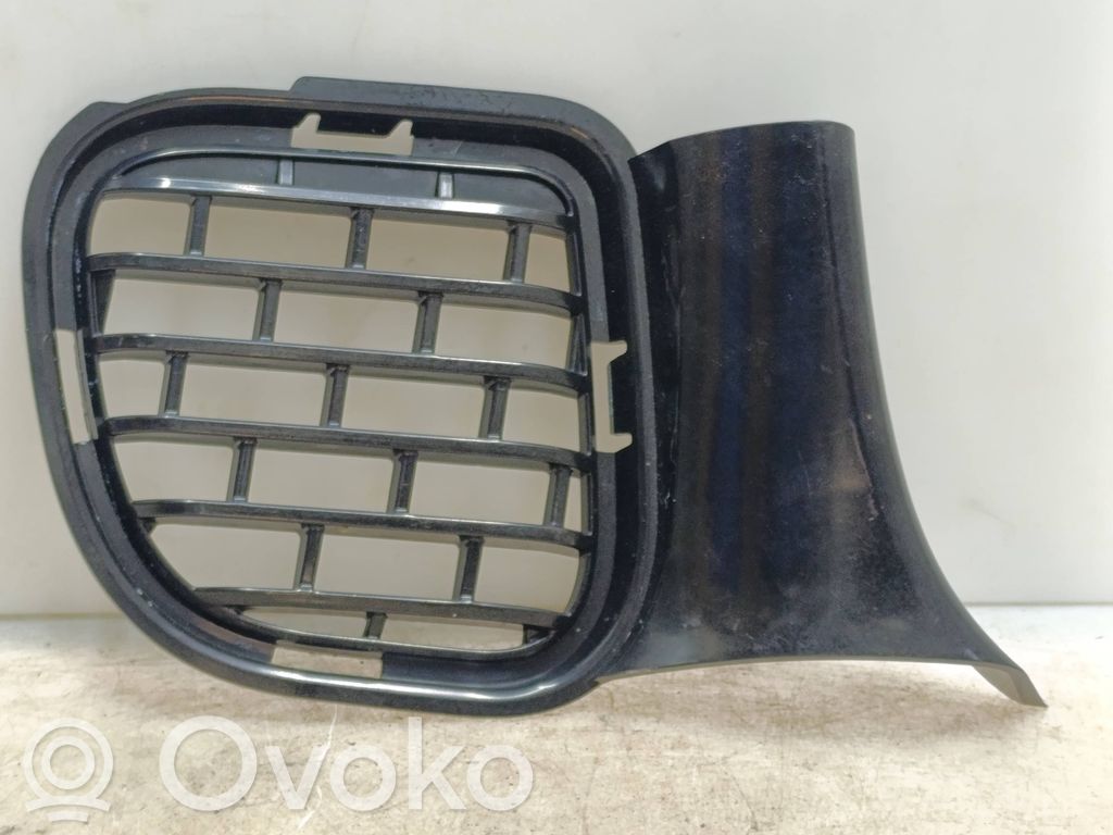 Front bumper lower grill   DCLG15SRT