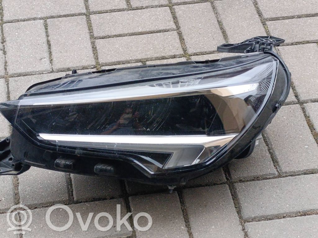 Opel Corsa F Far 