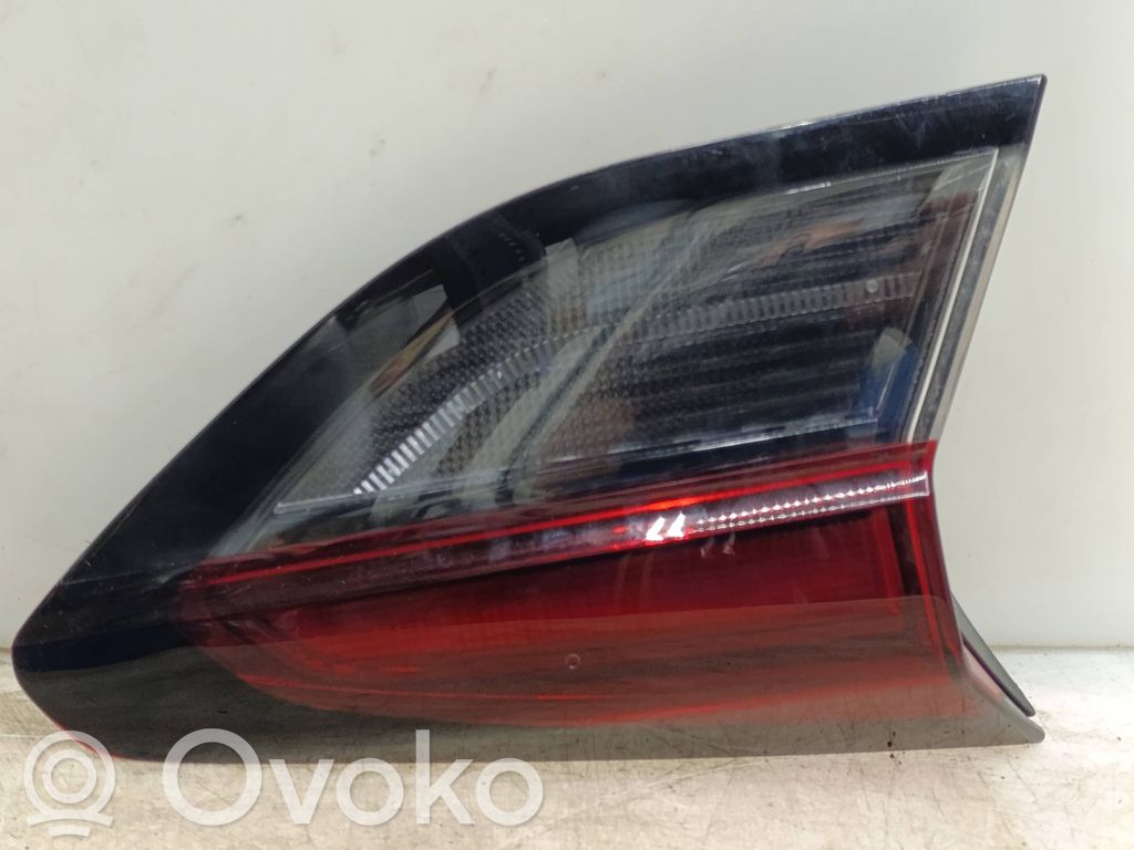 Opel Corsa F Rückleuchte Heckleuchte innen 