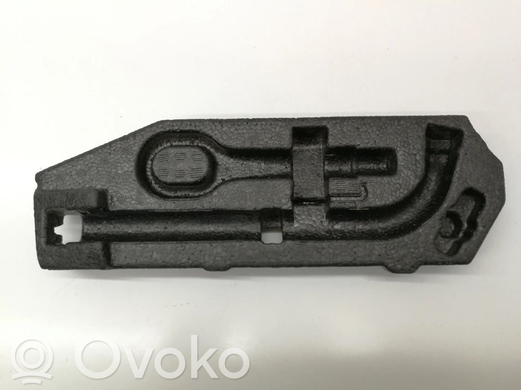 Volkswagen Caddy Työkalupakki 