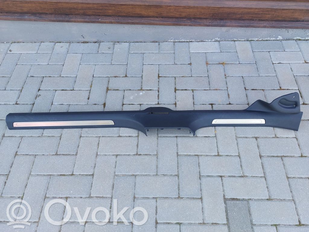 Volkswagen PASSAT B8 Capac prag față 