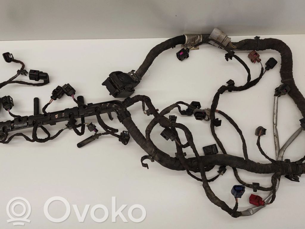 Volkswagen PASSAT B8 Wiązka przewodów silnika 