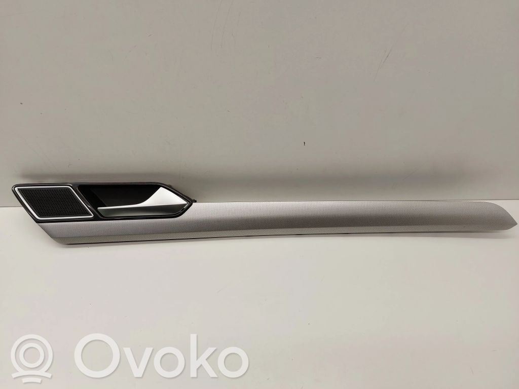 Volkswagen PASSAT B8 Manecilla interna puerta trasera 