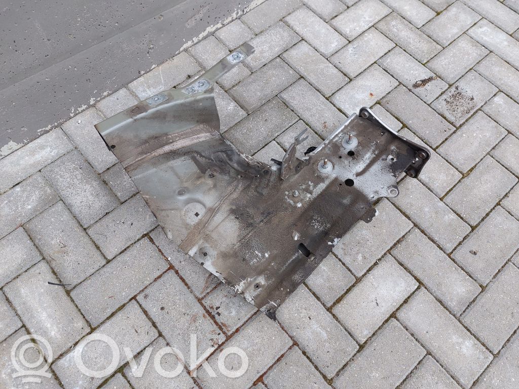 Volkswagen PASSAT B8 Front side member 