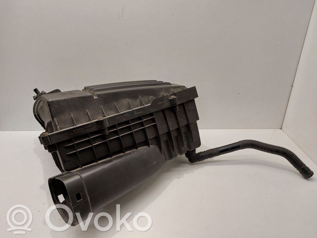 Volkswagen PASSAT CC Ilmansuodattimen kotelo 