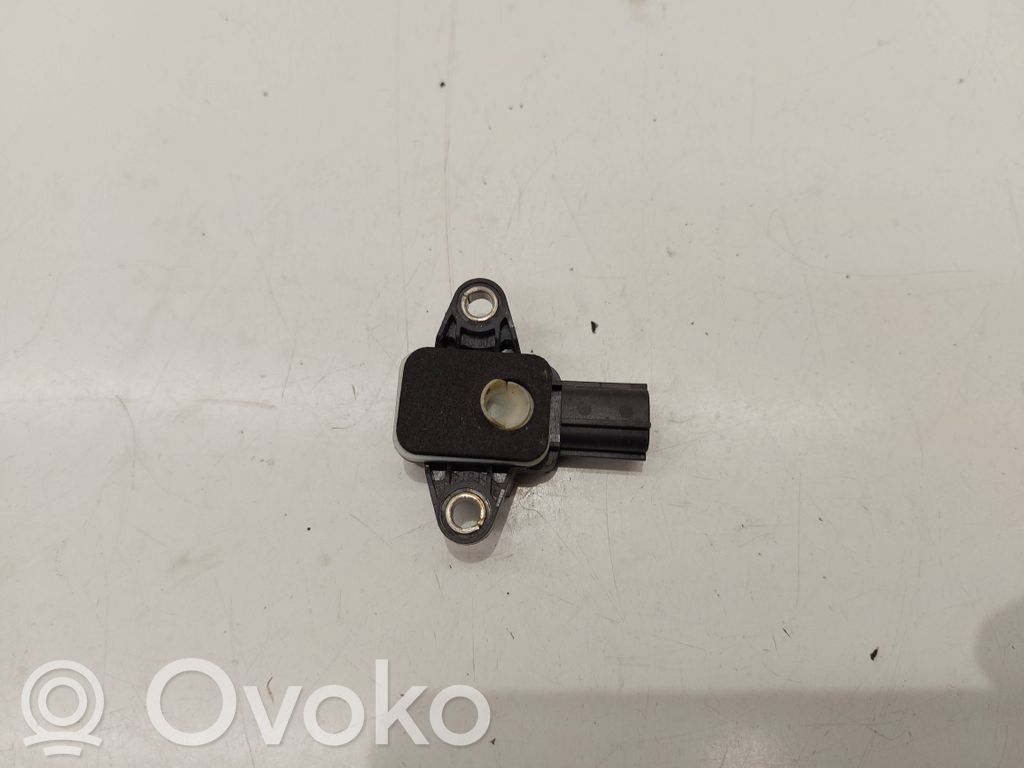 Airbagsensor Crashsensor Drucksensor   8P0955557