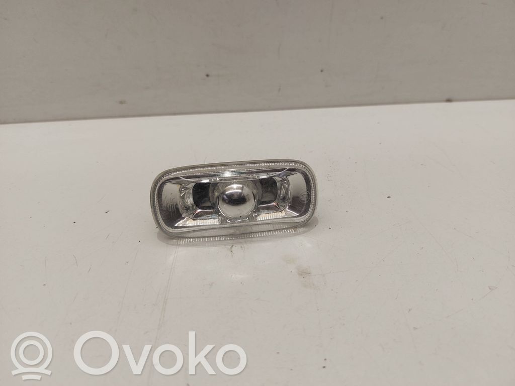 Seitenblinker   8E0949127