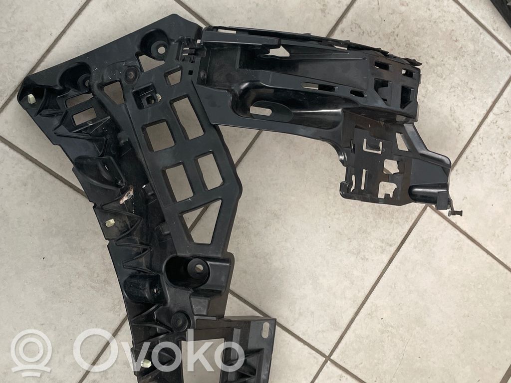 Porsche Macan (95B) Ornament colț bară spate 
