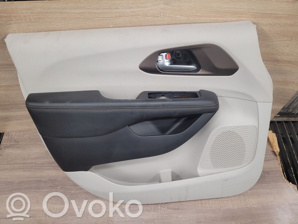 Front door card panel trim   5RP552D2AF,028447105