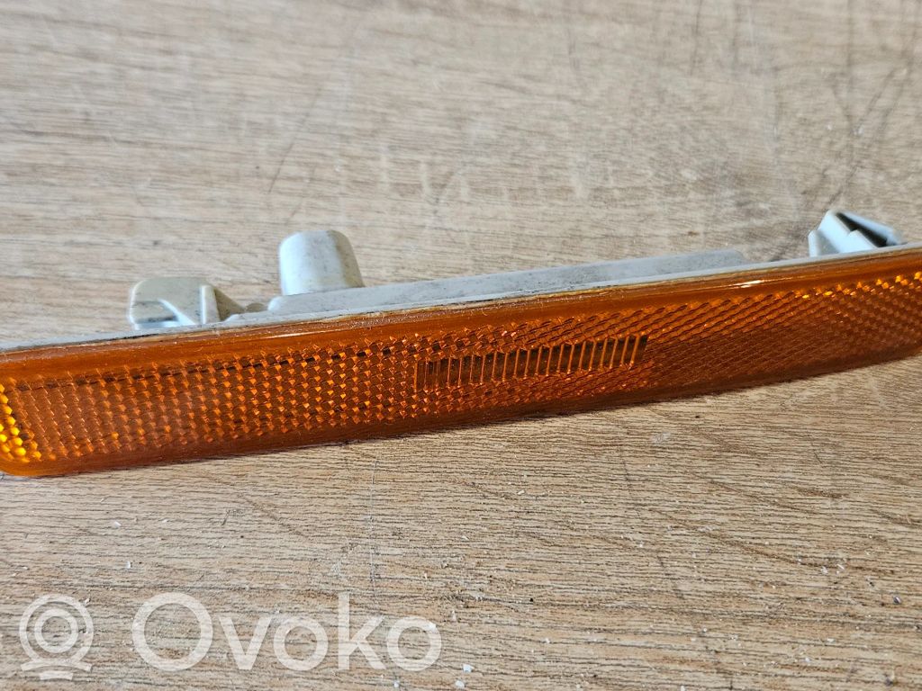 Reflektor vorne   68195788AB