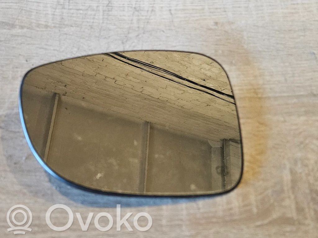 Chrysler Pacifica Sivupeilin lasi 