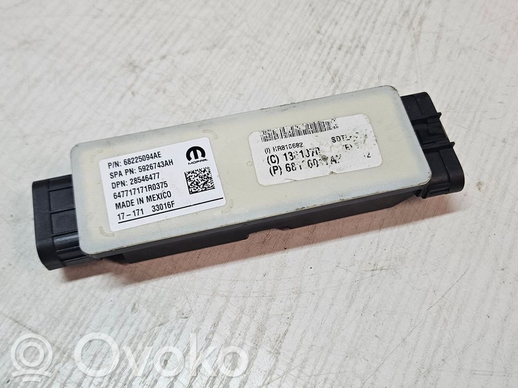 Chrysler Pacifica Sliding door control unit/module 