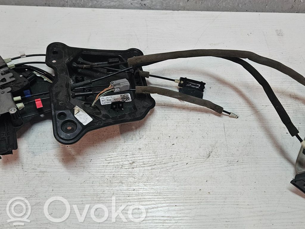 Chrysler Pacifica Zamek drzwi bocznych / przesuwnych 
