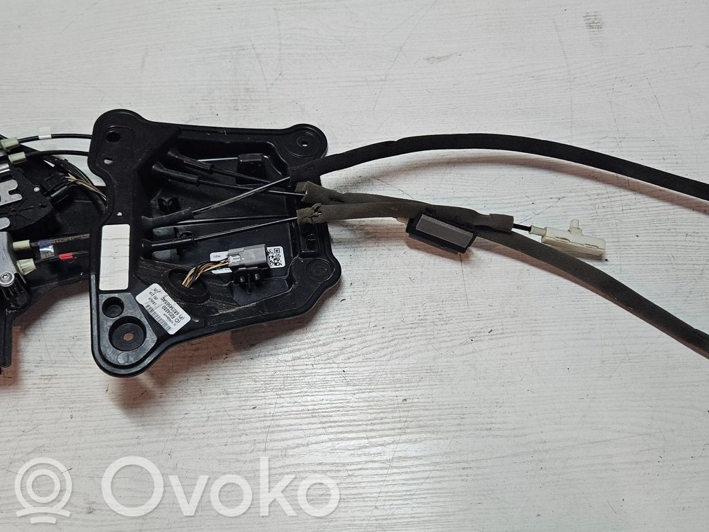 Chrysler Pacifica Sliding door lock 