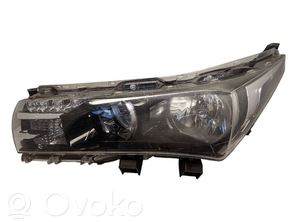 Toyota Corolla E160 E170 Scheinwerfer 