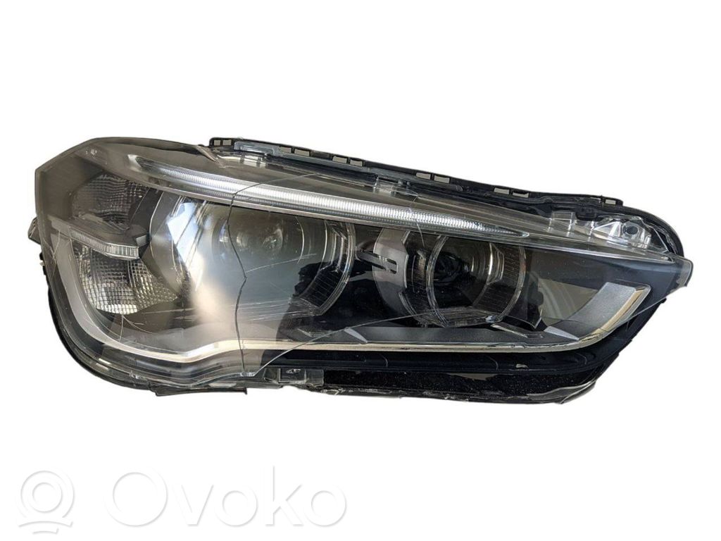 BMW X1 F48 F49 Lampa przednia 