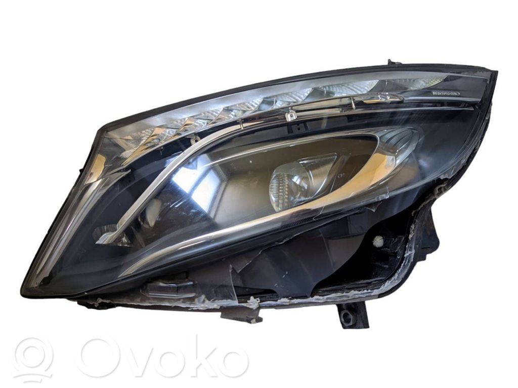 Mercedes-Benz Vito Viano W447 Lampa przednia 
