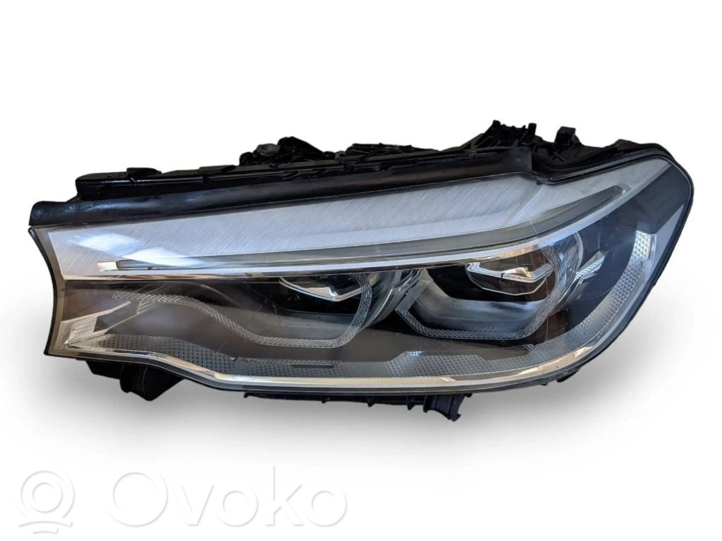 BMW 5 G30 G31 G38 Lampa przednia 