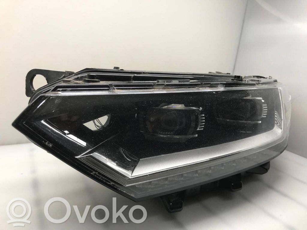 Volkswagen PASSAT B8 Far 