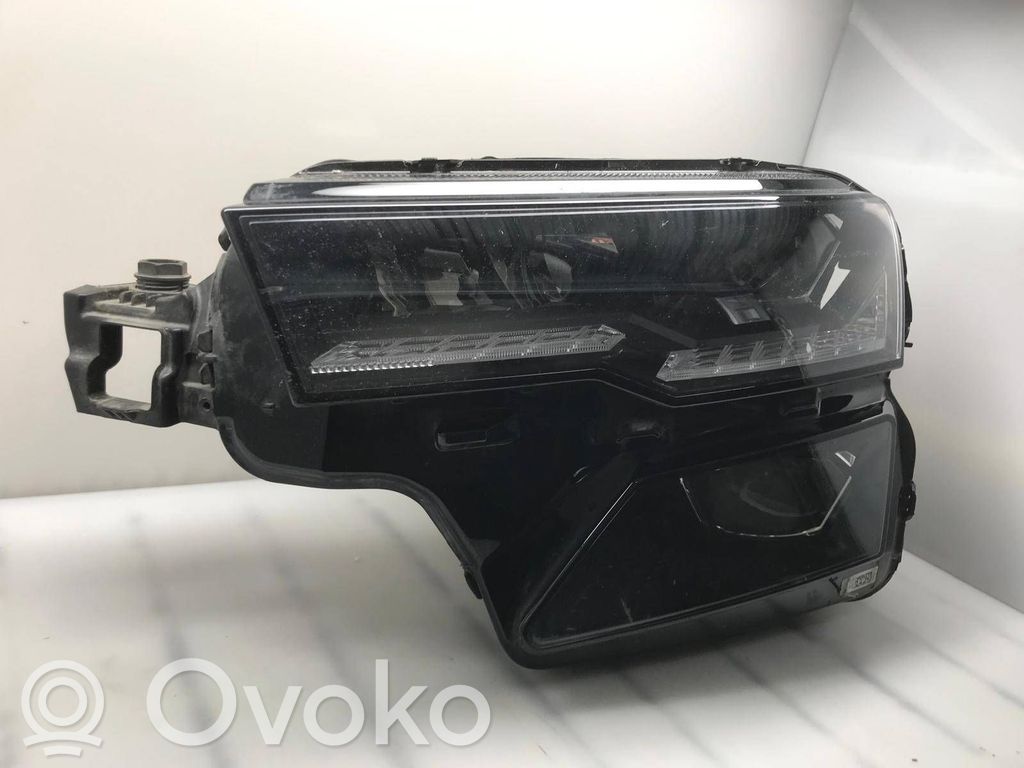Scheinwerfer   57B941035B,0024774304
