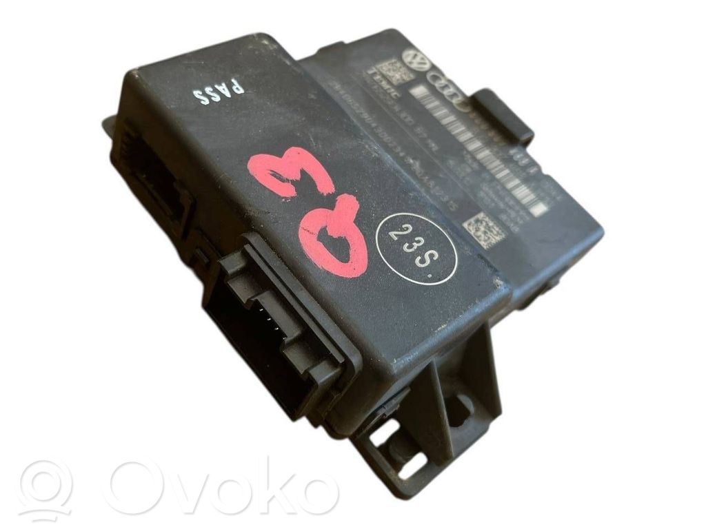 Audi Q3 8U Gateway control module 