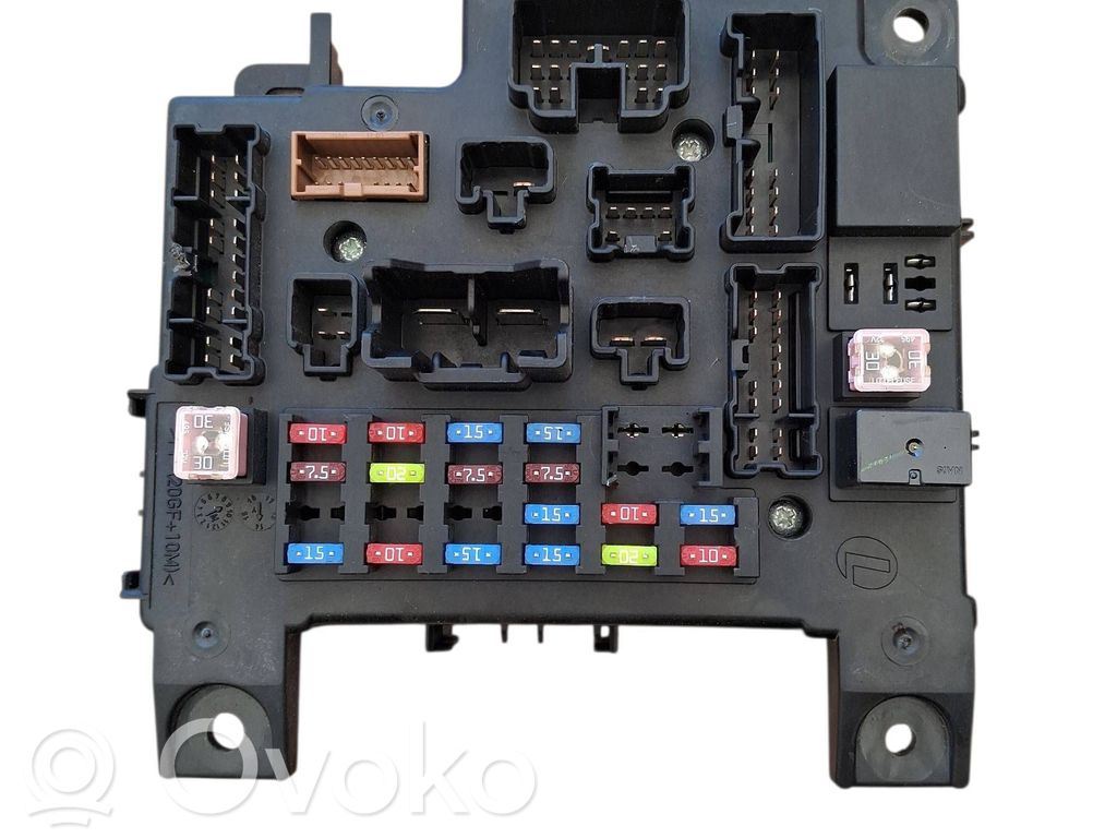 Fuse module   8627A825,6070046730,L8637002A,50R211F03,8637A825