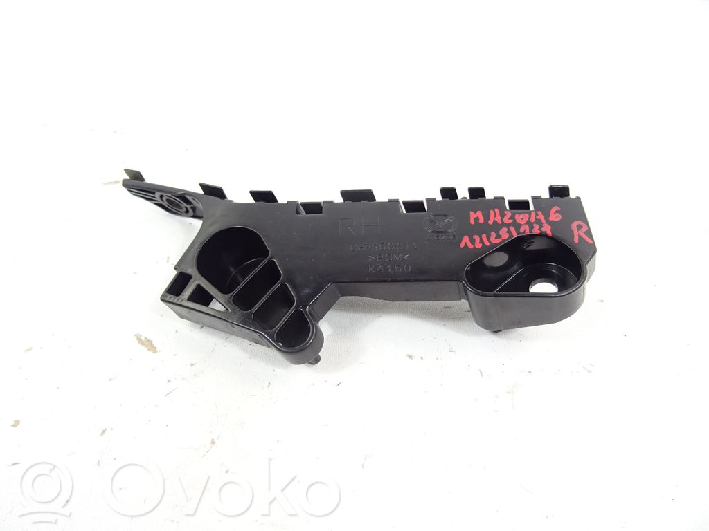 Mazda 6 Front bumper mounting bracket 