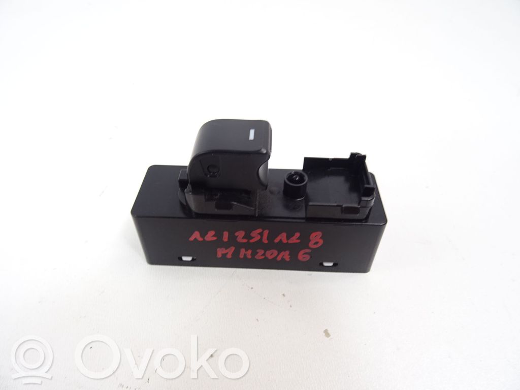 Quarter vent window switch   GKL166370A,GKL166370A