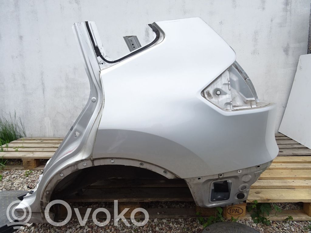 Nissan X-Trail T32 Aripă 