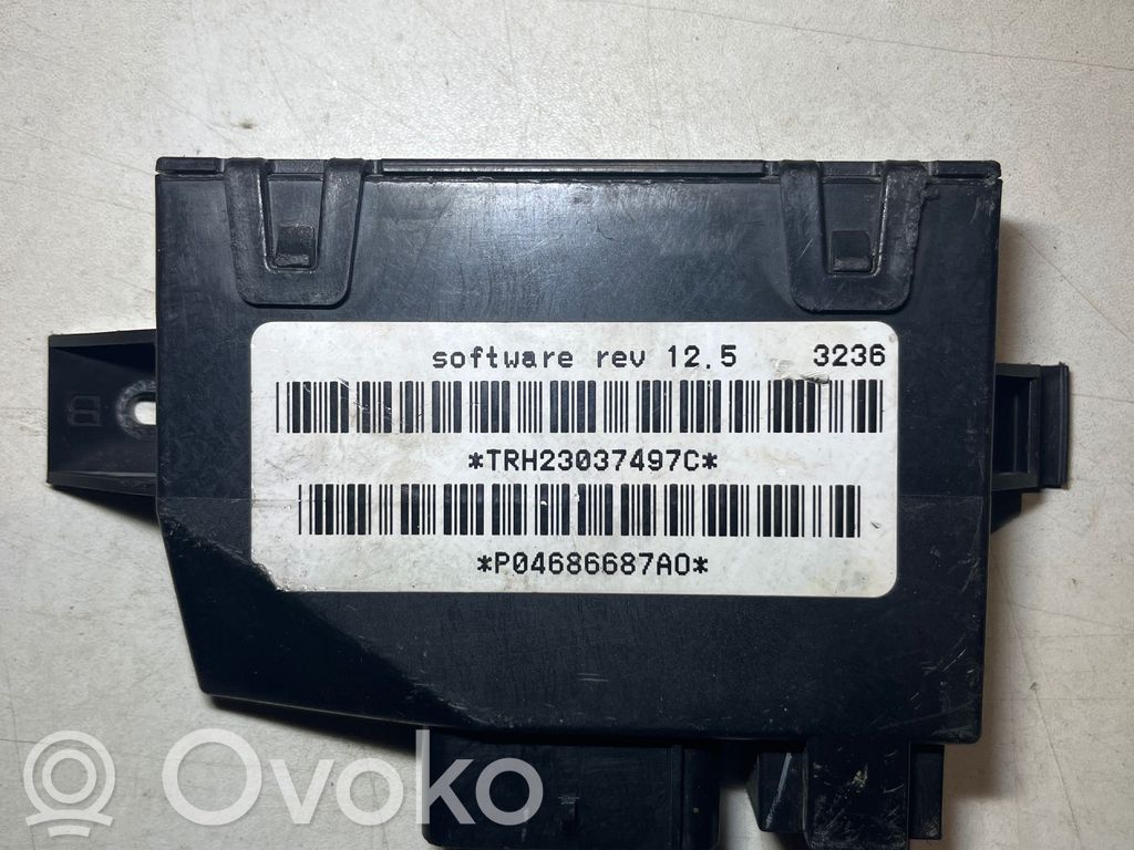 Chrysler Town & Country IV Door control unit/module 