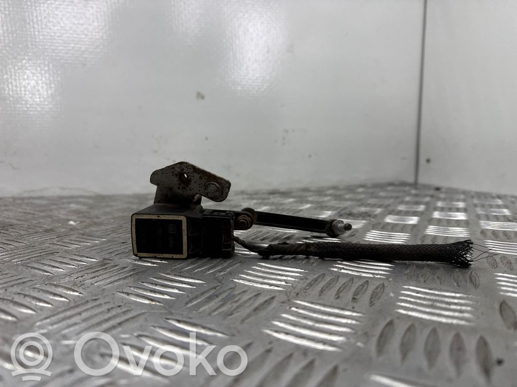 Headlight/headlamp level sensor   6784700,150709