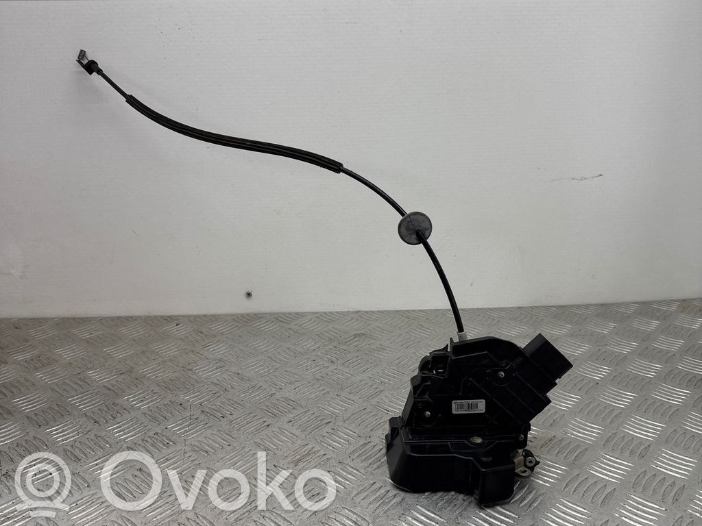 Ford C-MAX I Etuoven lukko 